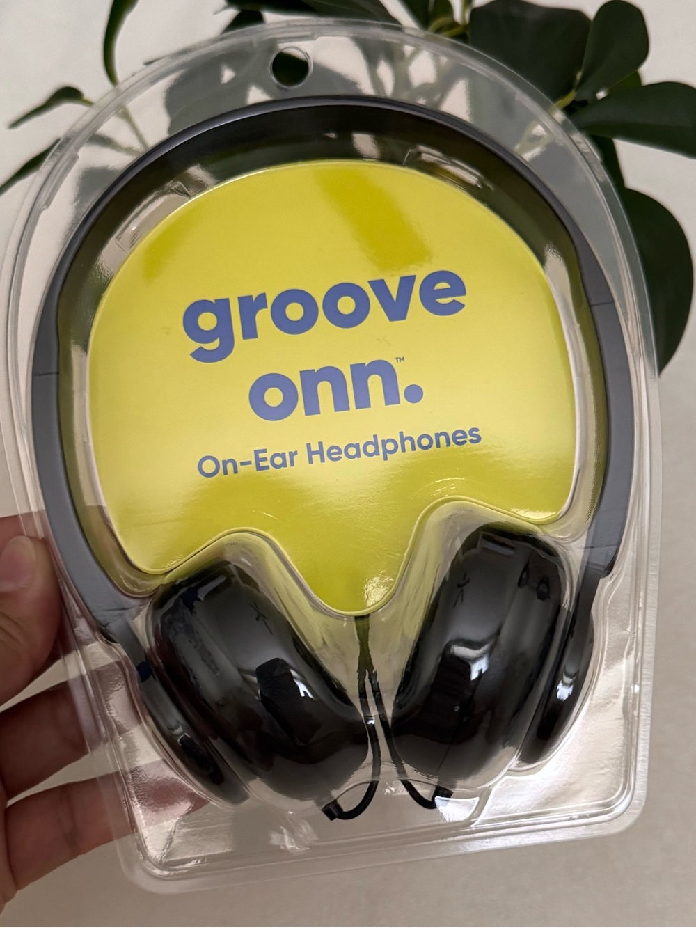 ONN On-Ear Headphones Black Lightweight, Adjustable Headband, AUX Cord